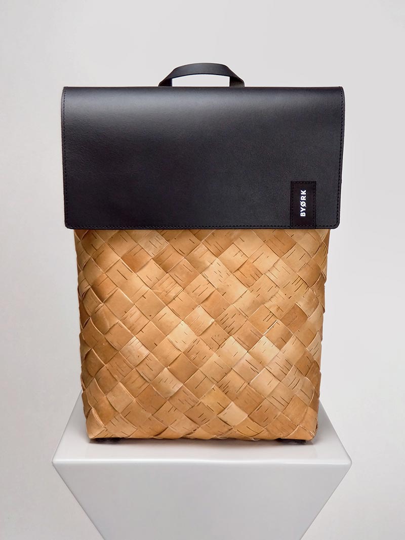 byork-J7Dl7cA5lmg-unsplash Woven women's backpack