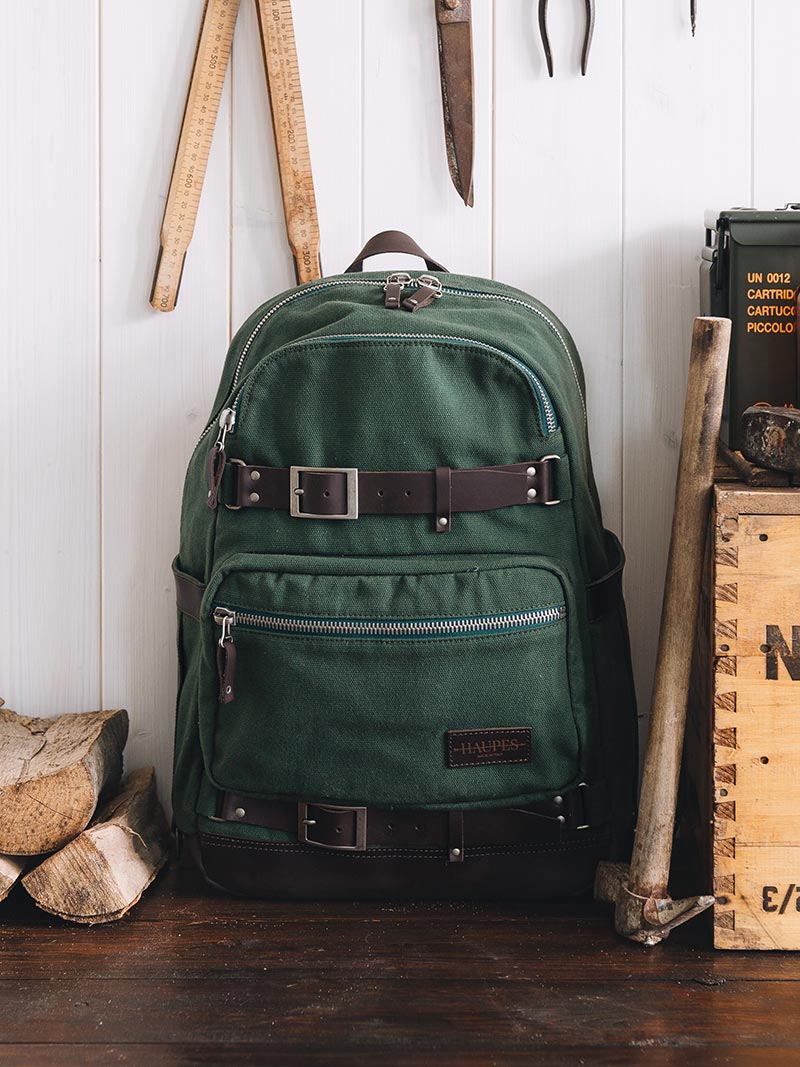 haupes-co-6hpJZcqWt4I-unsplash Canvas backpack